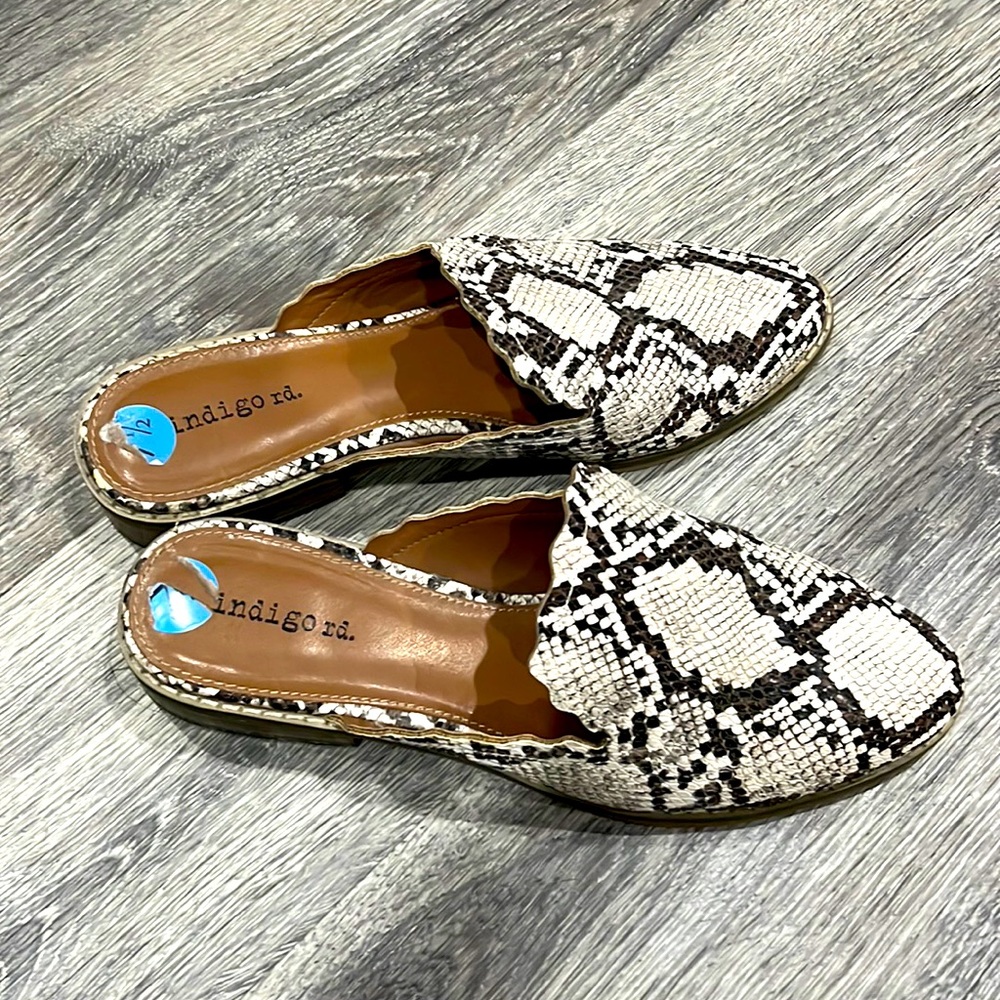 Snake print mules size 7.5